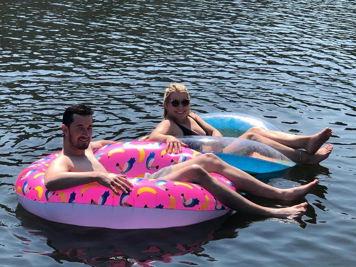 אמסטרדם Luxury Studio On Robs Houseboat Special For Couples לינה וארוחת בוקר